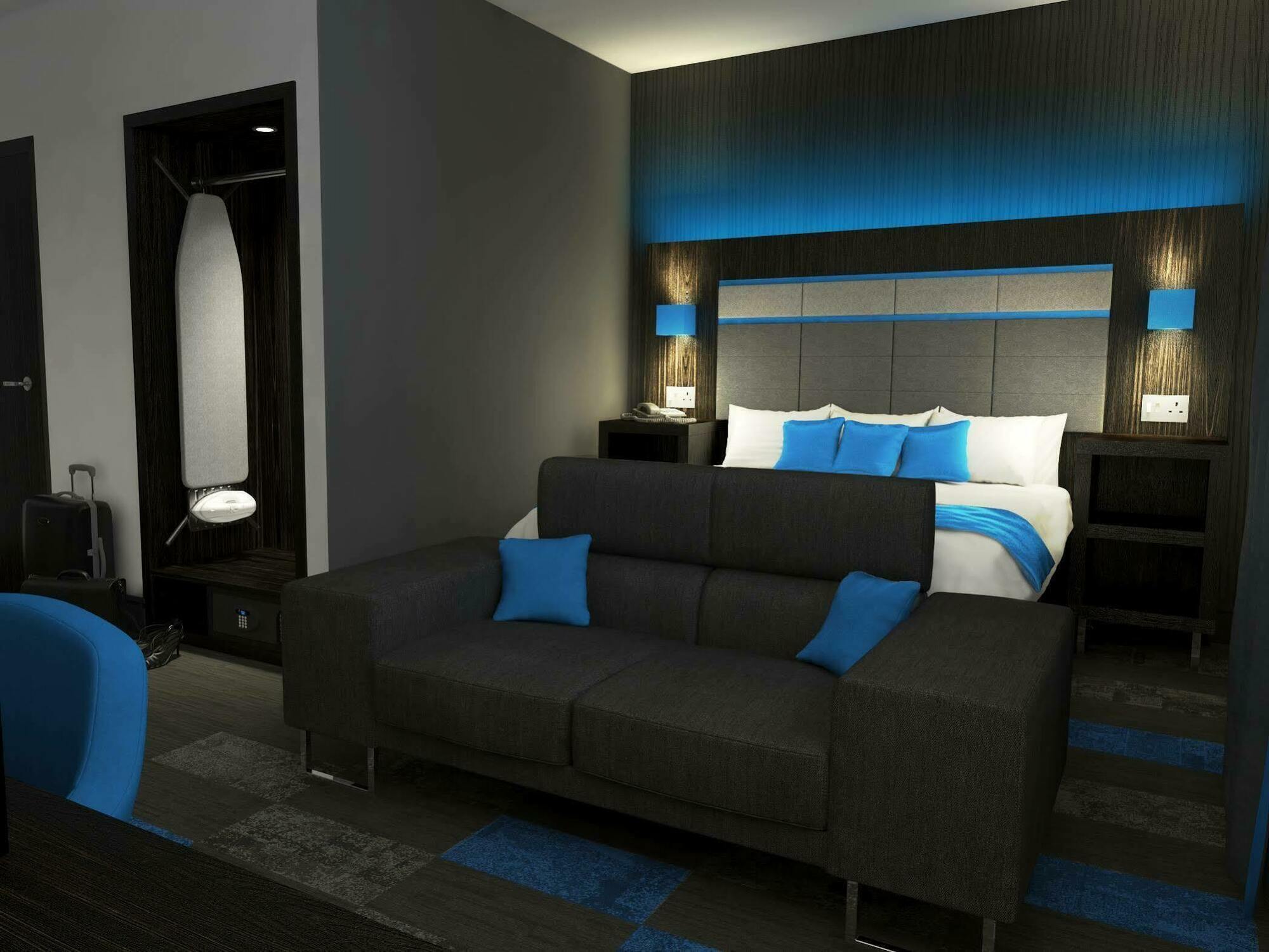 Aparthotel Roomzzz Chester